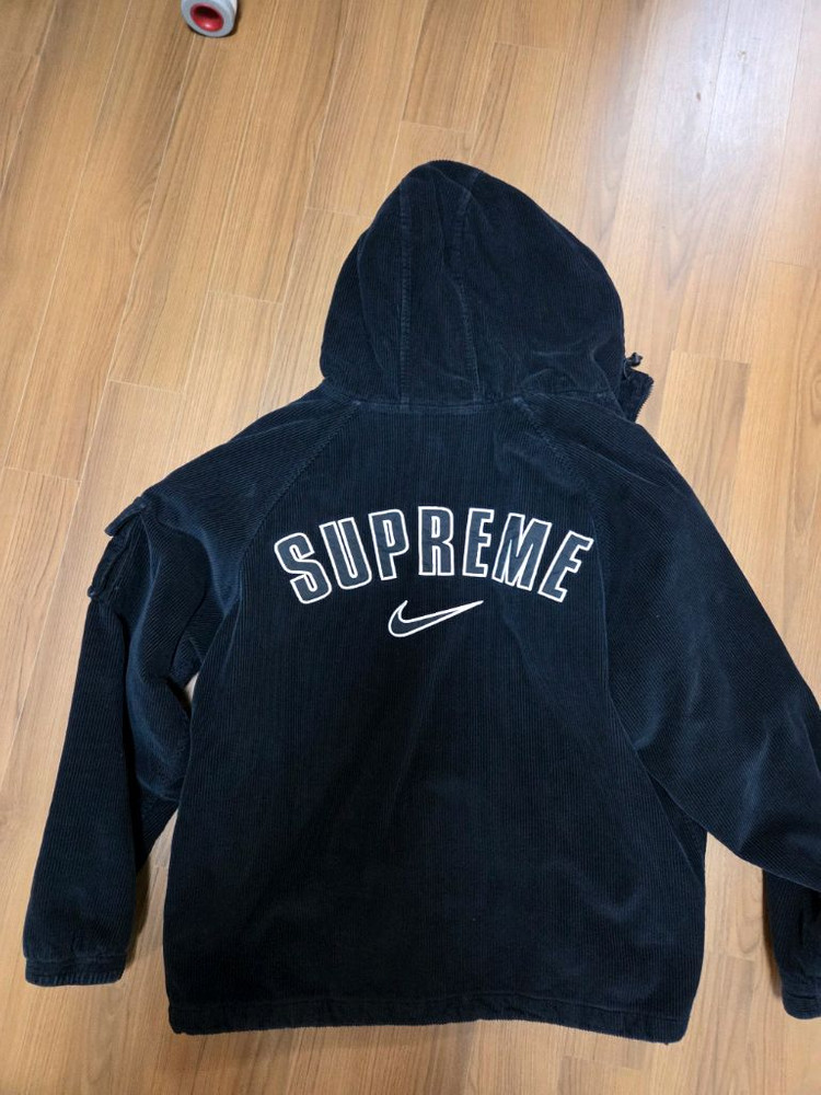 슈프림 x 나이키 아크 코듀로이 세트 이미지