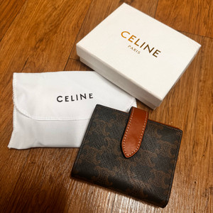 셀린느 반지갑 이미지