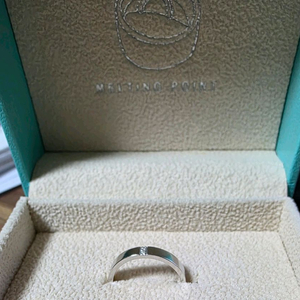 18k 화이트골드 은반지 이미지