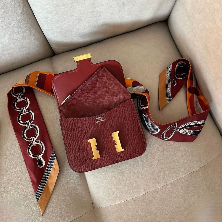 에르메스 콘스탄스 슬림 벨트지갑 이미지