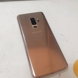 갤럭시S9플러스 이미지