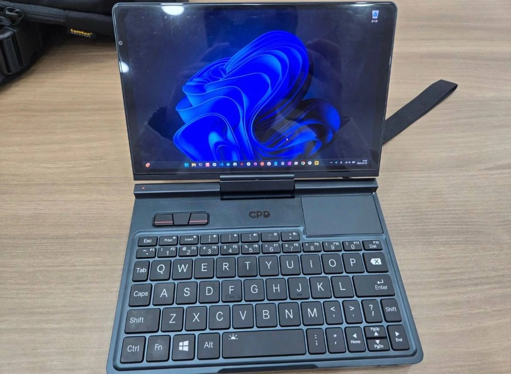 gpd pocket 4 hx370 64+2tb - 안심되는 중고거래