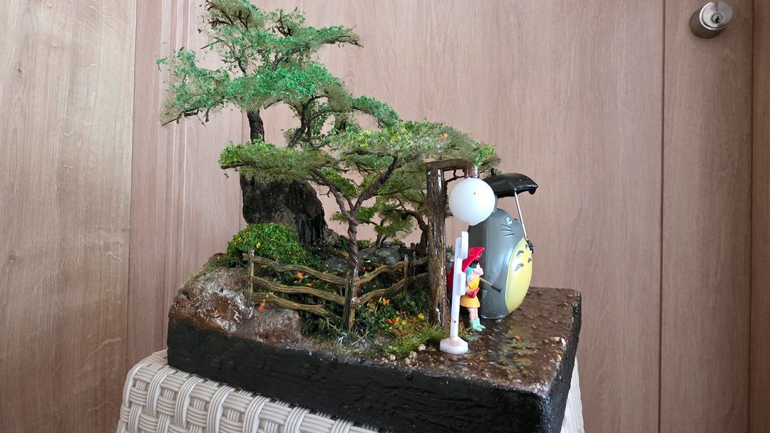 토토로 정류장 디오라마 이미지