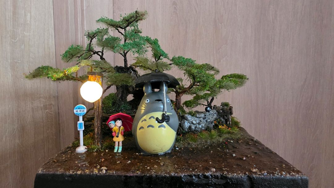 토토로 정류장 디오라마 이미지