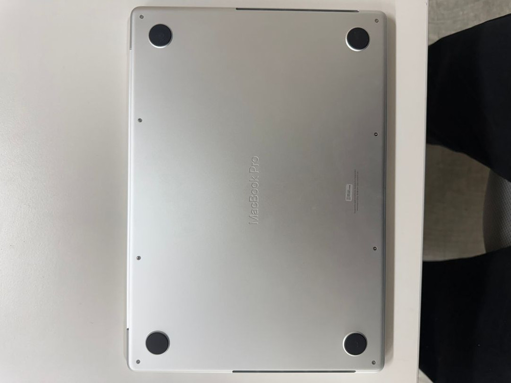 맥북프로 M4 Pro 14인치 실버 이미지