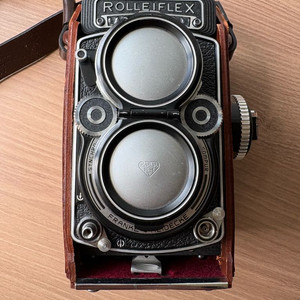 롤라이플렉스 2.8f 판매합니다. 이미지