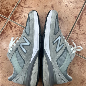 국내 매장판 뉴발란스 990V5 290사이즈 이미지