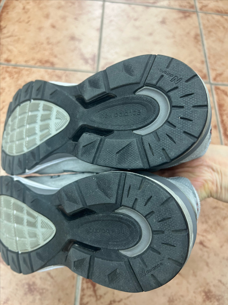 국내 매장판 뉴발란스 990V5 290사이즈 이미지