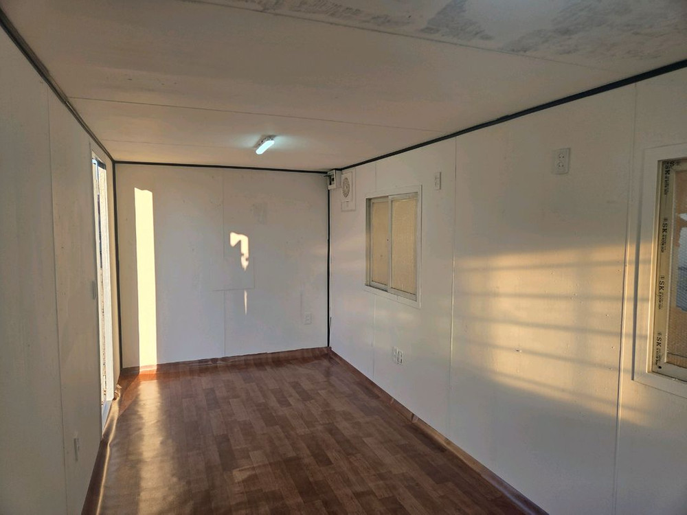 2.4x6. 깨끗하고 튼튼한 중고컨테이너 이미지