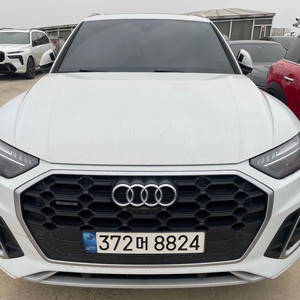 아우디 Q5 (FY) 45 TFSI 콰트로 프리미엄 21년07월 75248km 완전무사고 브라운시트입니다. 이미지