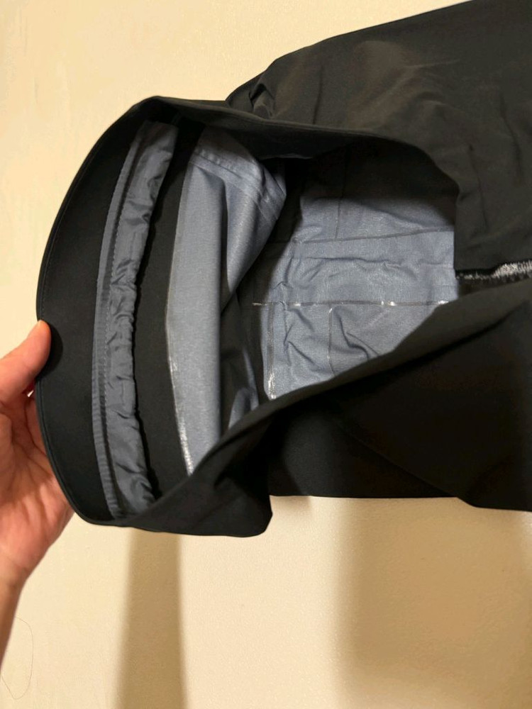 아크테릭스 알파SV 고어텍스 재킷 바람막이 이미지