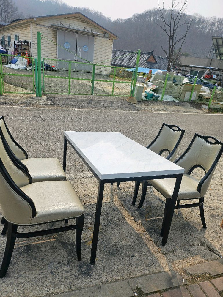 중고 .모던한식탁의자세트 4인용 테이블세트 이미지