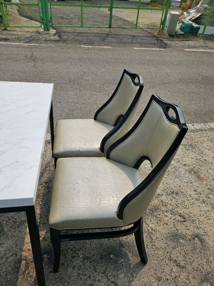 중고 .모던한식탁의자세트 4인용 테이블세트 이미지