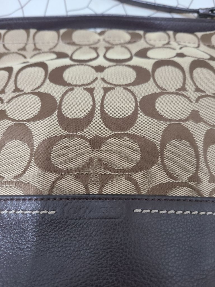 코치 토트백 크로스백 숄더백 가방 이미지