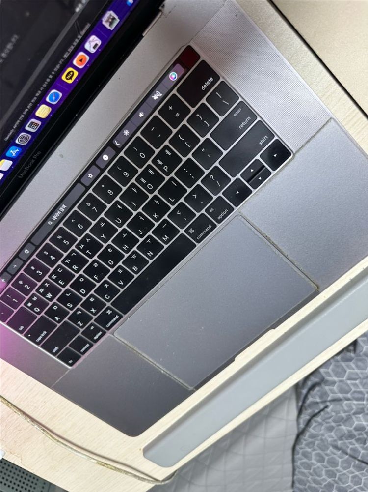 [A급/풀박스/사이클168] 맥북프로 2016년형 15인치 512GB 판매합니다 이미지