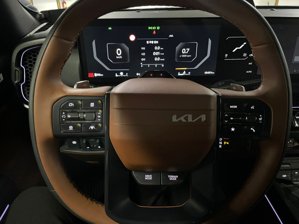 타스만 2.5T 가솔린 4WD X-Pro 25년04월 26년형 18494km 완전무사고 풀옵션급차량입니다. 이미지