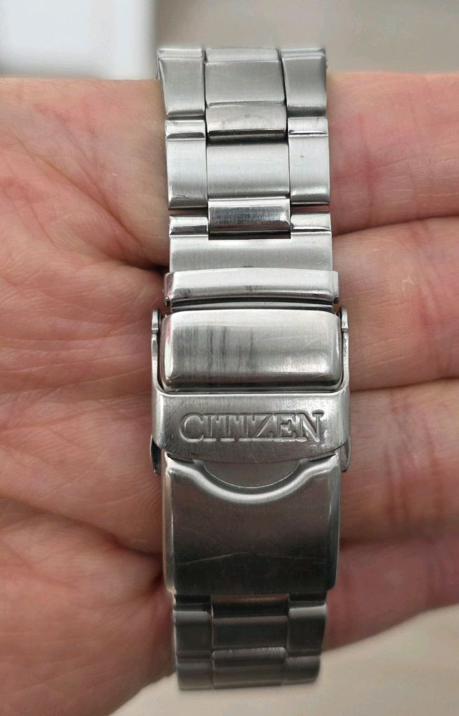 시티즌 (CITIZEN) 솔라 퍼페츄얼 에코드라이버 E819 고장 시계 이미지