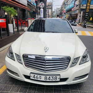 벤츠E300 이미지