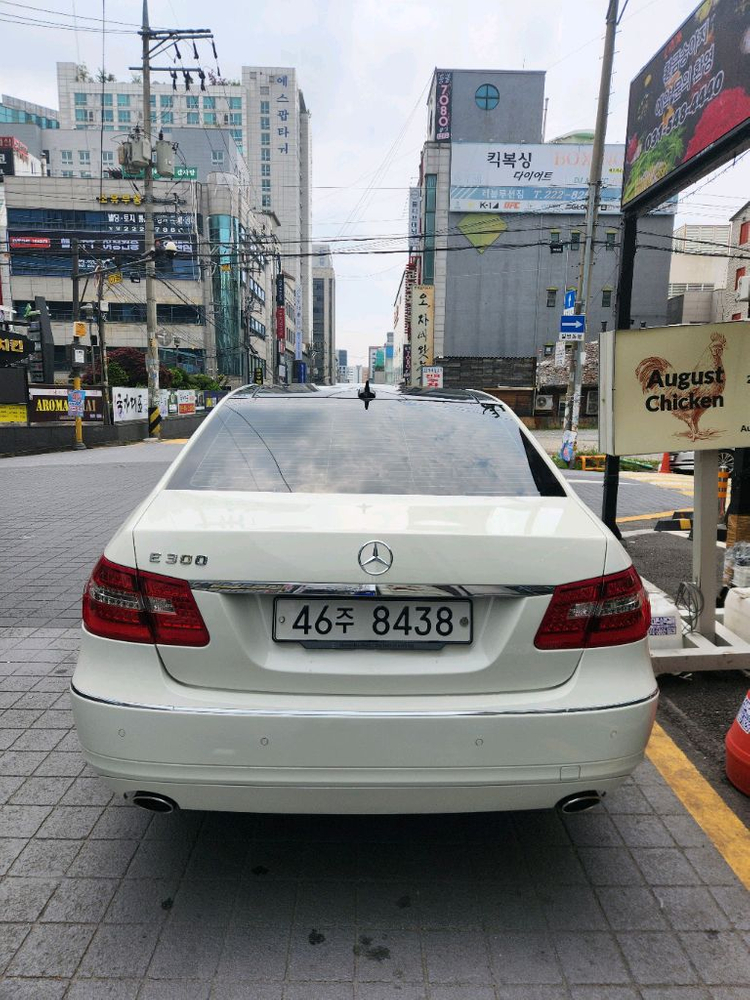 벤츠E300 이미지