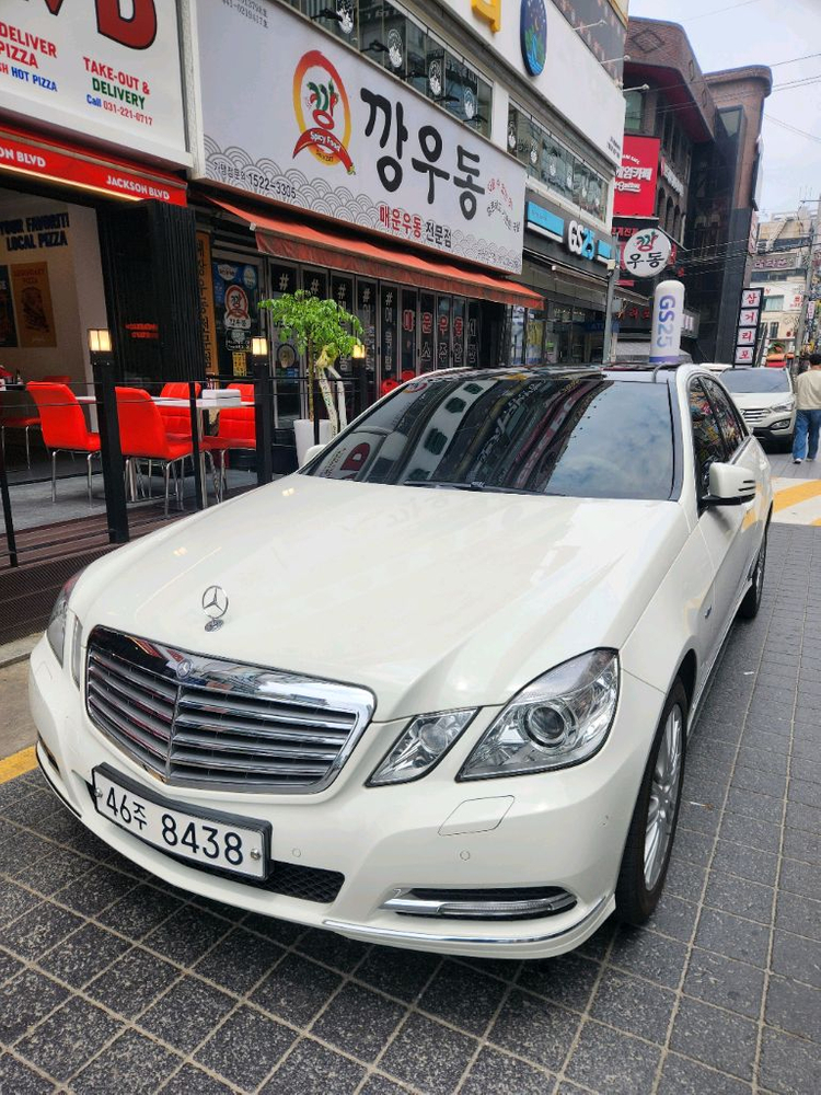 벤츠E300 이미지