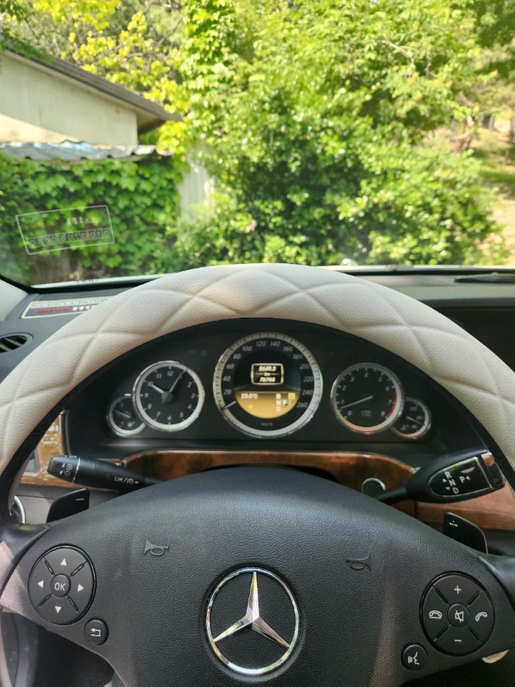 벤츠E300 이미지