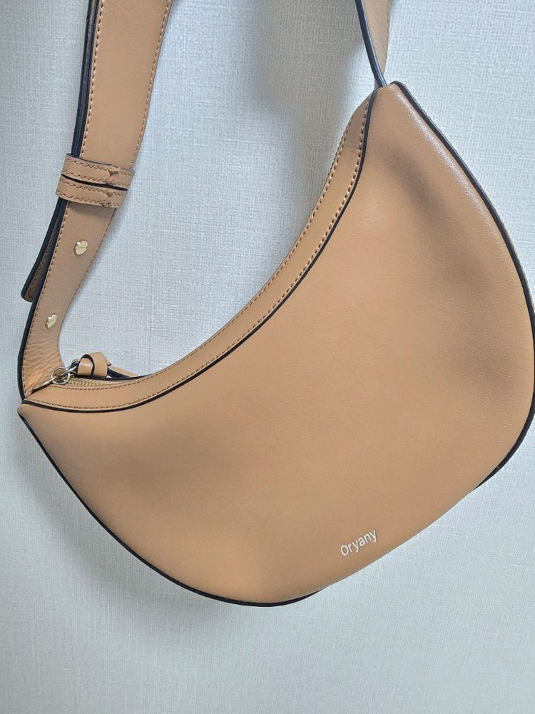 오야니 루키 크로스바디백 이미지