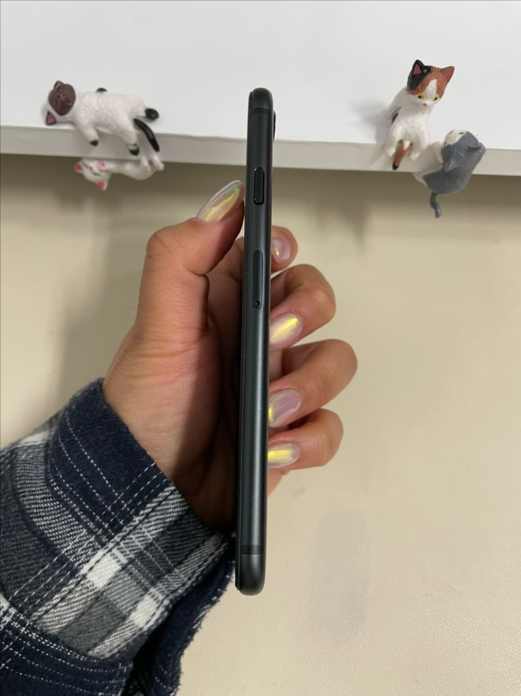 아이폰Se2 128G 블랙 SSS급! 이미지