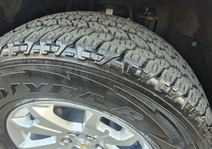 쉐보레 리얼뉴콜로라도3.6익스트림X4wd 이미지