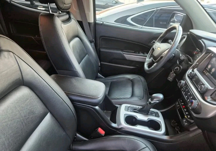 쉐보레 리얼뉴콜로라도3.6익스트림X4wd 이미지