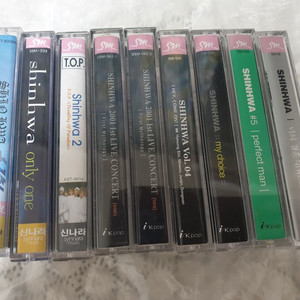 카세트 테이프 신화(SHINHWA) 1집 2집 3집 4집 5집 6집+1st콘서트(테잎1개없음)+my choice 이미지