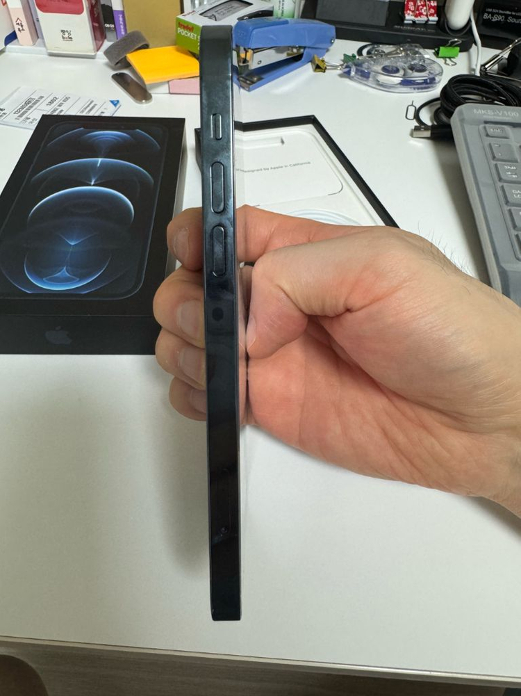 아이폰12프로 256 퍼시픽블루 이미지