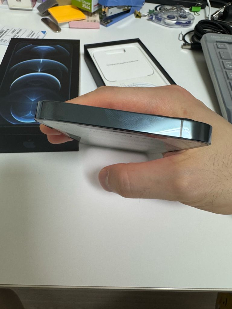 아이폰12프로 256 퍼시픽블루 이미지