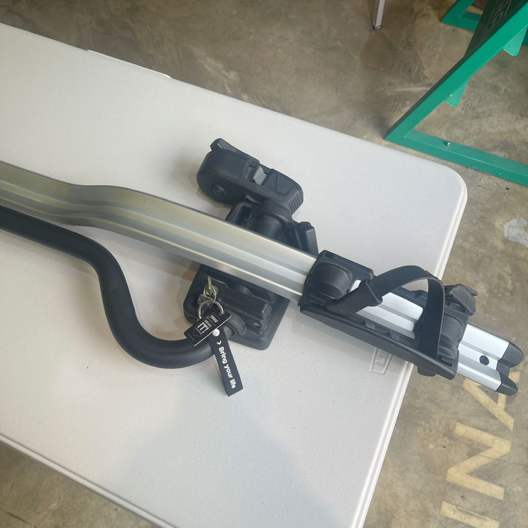 툴레 자전거캐리어 프로라이드 598 실버 지붕형 이미지