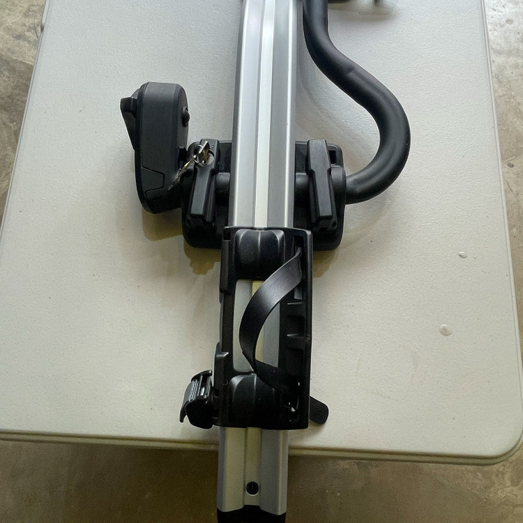 툴레 자전거캐리어 프로라이드 598 실버 지붕형 이미지