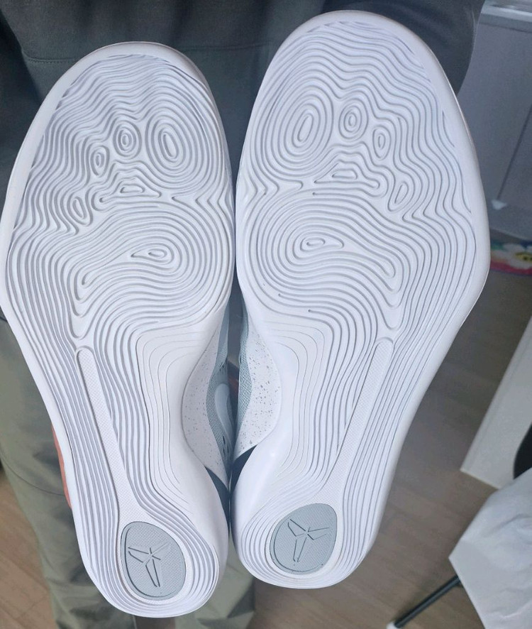 나이키 코비 9 엘리트 로우 EM 프로트로 이미지