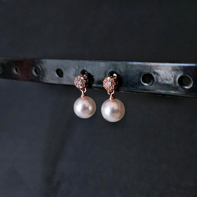 새상품,선물박스포장]고급진 데일리 진주 귀걸이/목걸이 반지 팔찌 샤넬 스와로브스키 구찌 반클리프 루이비통 입생로랑 이미지