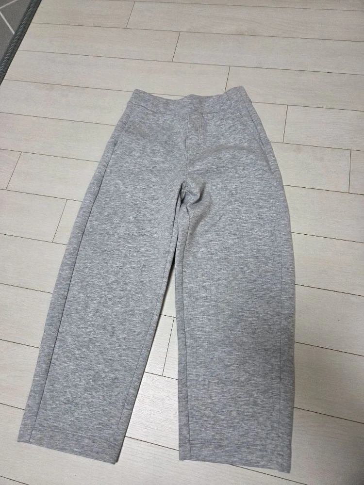 유니클로 여아바지 120 새옷 이미지
