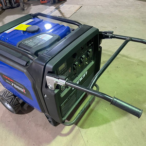 중고 새상품 론신 7kW 인버터 선거용 비상용 캠핑용 발전기 임대 이미지