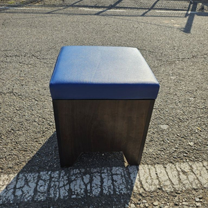 중고.원뮥스툴 수납의자.다용도 보조의자 간이의자 이미지