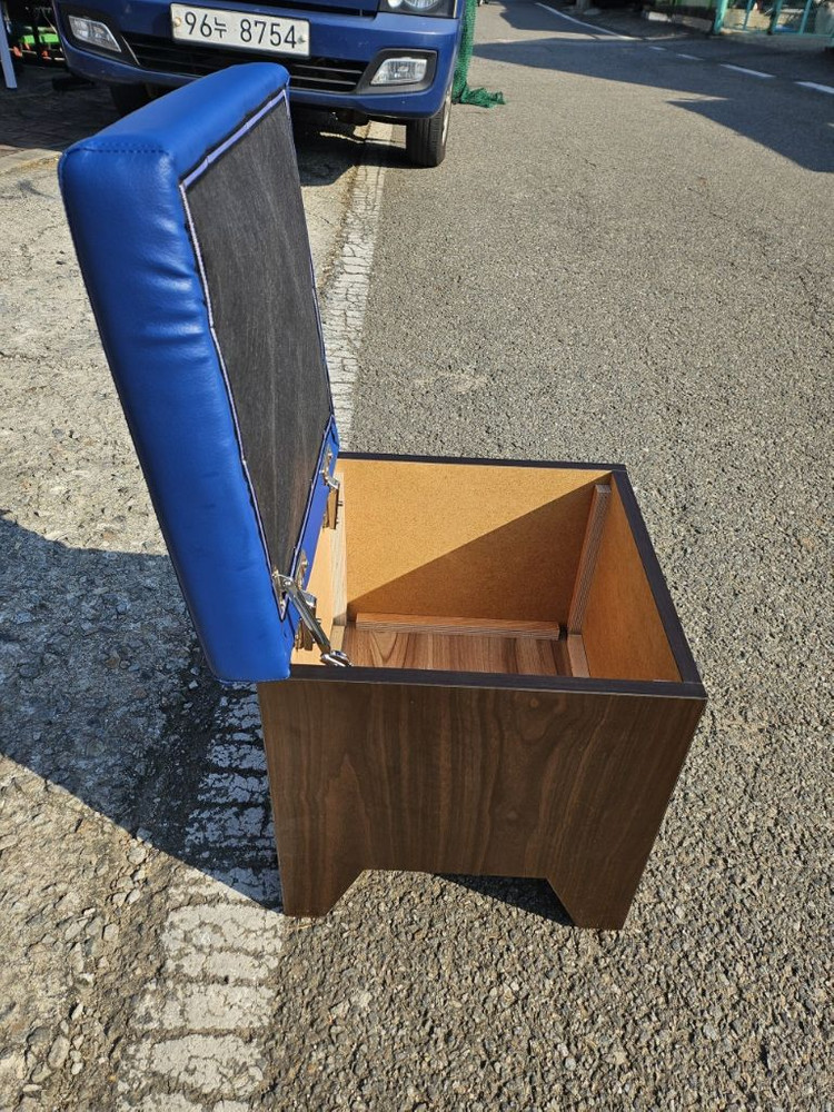 중고.원뮥스툴 수납의자.다용도 보조의자 간이의자 이미지