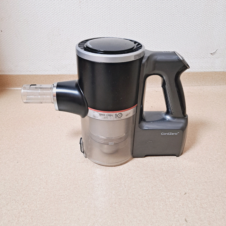 LG 코드제로 A9 검정색 메인바디 본체만 부품용 모터정상 외관파손 이미지