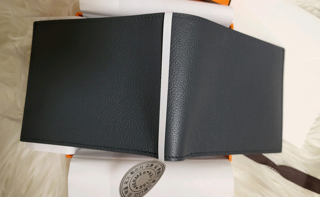 에르메스 반지갑 시티즌 트윌 컴팩트 반지갑 그리미스티/죤밀턴 이미지