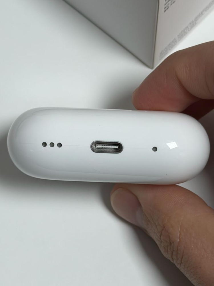 에어팟프로2 c타입 본체 , 오른쪽 유닛 이미지