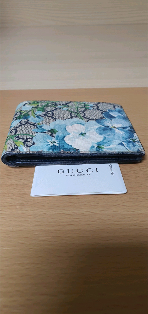 구찌 플라워 반지갑/지갑 정품A급(감정O)구찌프라다루이비통디올고야드샤넬셀린느보테가생로랑발렌시아가버버리가방 이미지