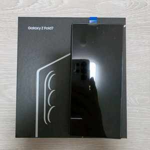 폴더블 스마트폰 512GB 자급제 이미지