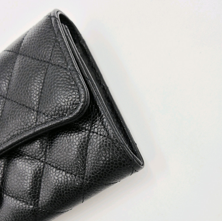 [중고명품셀렉트]샤넬 클래식 캐비어 플랩 장지갑 이미지