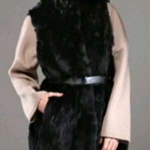 리가 리얼렉스 숄카라토끼털 롱조끼 판매합니다. 이미지