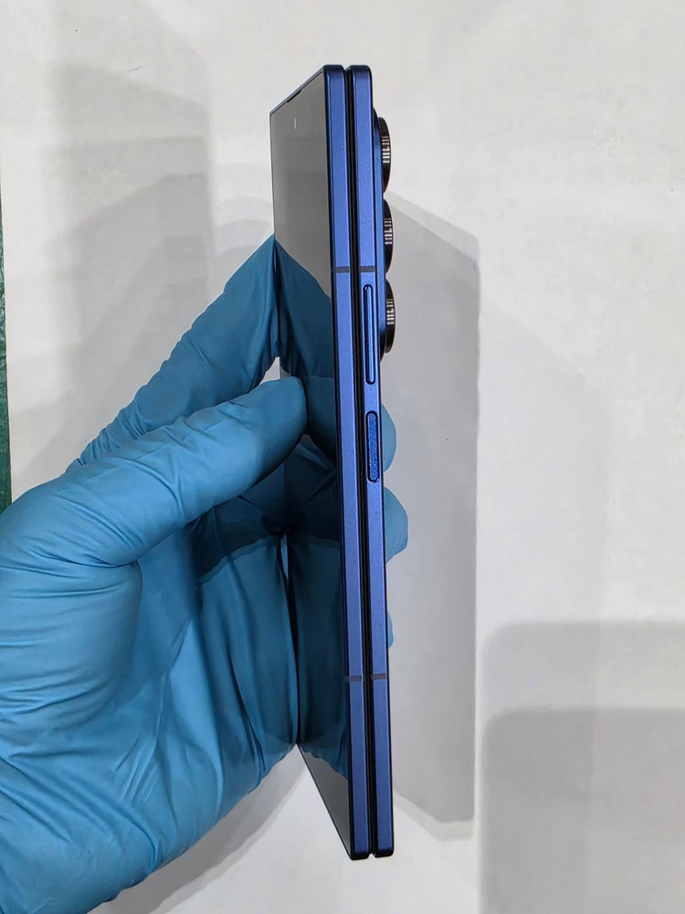 [삼케플O] 갤럭시Z폴드7 블루쉐도우 1TB 자급제 이미지