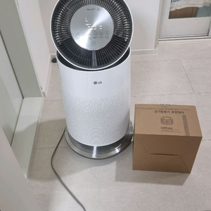 LG퓨리케어 360 공기청정기 와 호환필터 새거 무빙휠 포함 판매 이미지