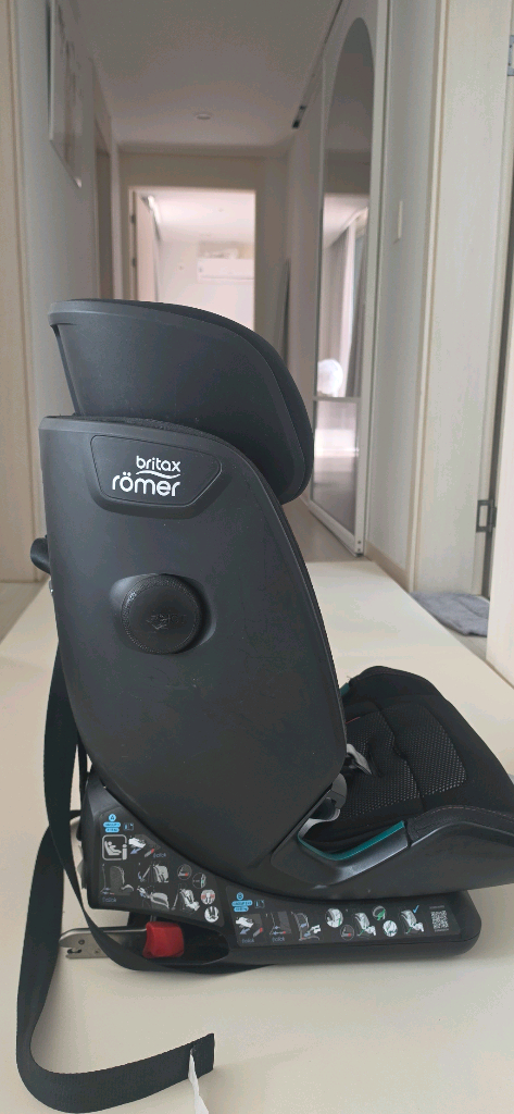 아이사이즈 카시트 이미지